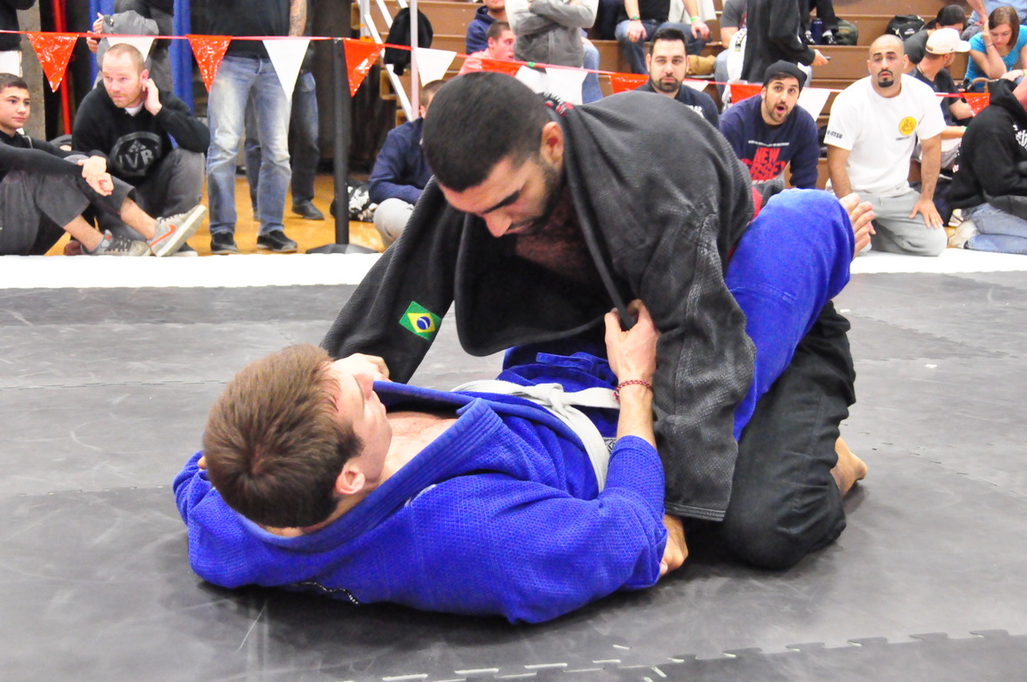 Double Ankle Grab Sweep (Guard To Mount)